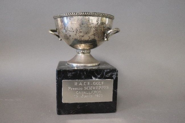 COUPE DE RÉCOMPENSE ronde à deux anses en...