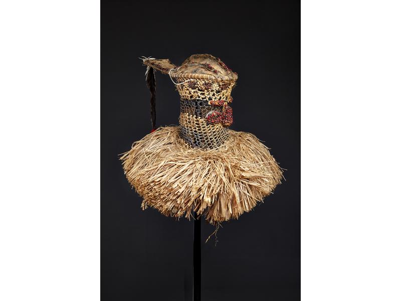 COIFFE DE DANSE en paille et tafta tressé,...