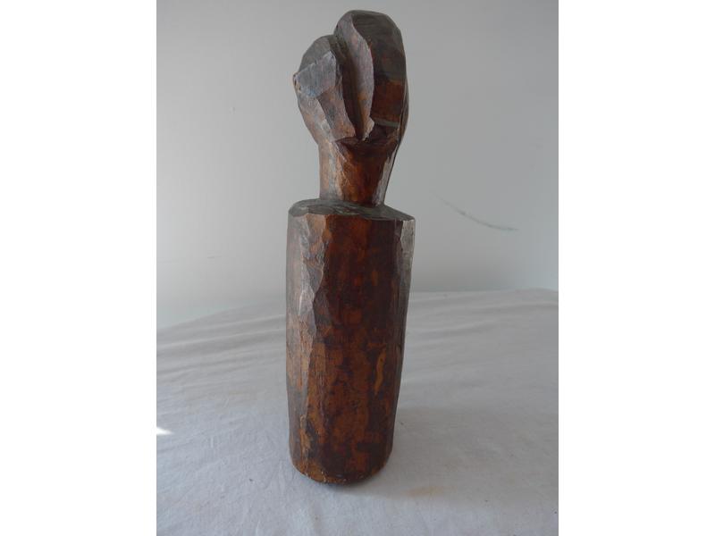 ENSEMBLE composé d'une statuette en bois,...