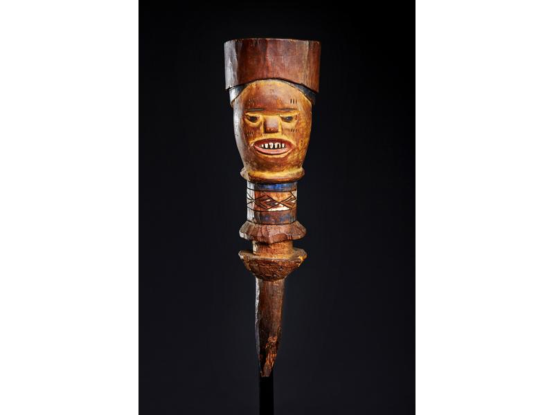 MAROTTE Kébé-Kébé cérémonielle sculptée d'un...