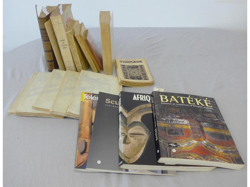 Ensemble d'ouvrages et documentations diverses...