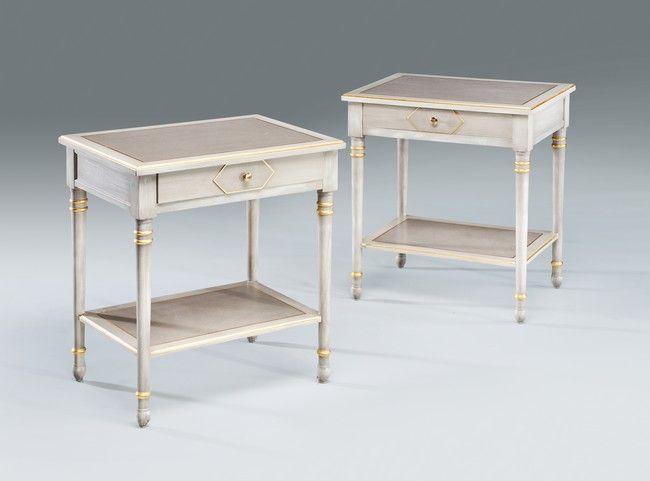 PAIRE DE BOUTS DE CANAPÉ ou TABLES DE CHEVET...
