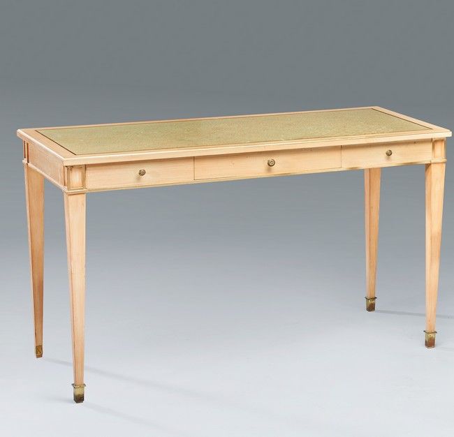 BUREAU rectangulaire en bois mouluré et laqué...