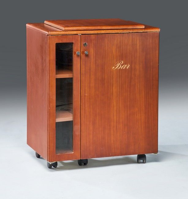 MINI-BAR en bois teinté façon acajou, ouvrant...