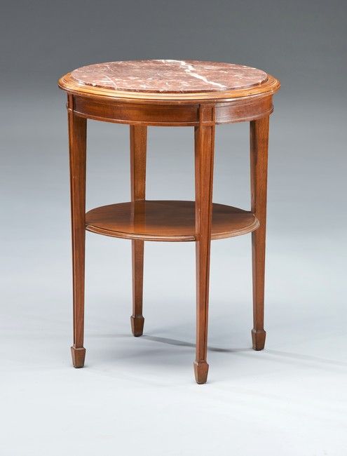 TABLE DESSERTE ronde en bois mouluré, plateau...