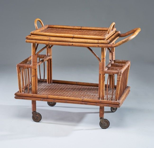 TABLE DESSERTE en bambou et rotin sur roulettes...