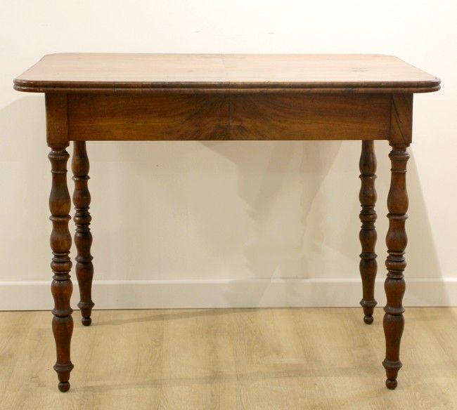 TABLE A ECRIRE rectangulaire en noyer à quatre...