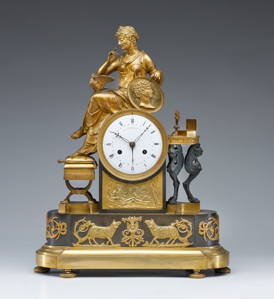 PENDULE dite « A la lettre d’amour » en bronze...