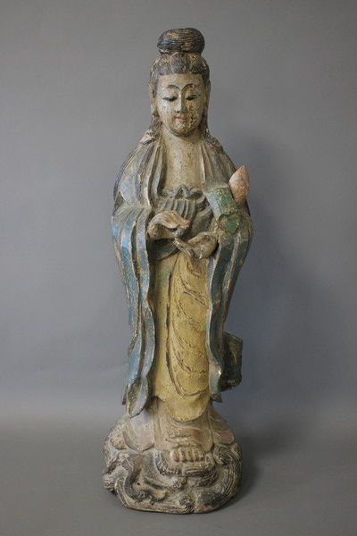 GRANDE GWANYN en bois sculpté polychrome...