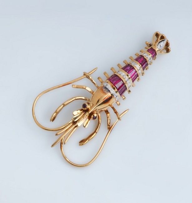 BROCHE HOMARD en or jaune (750 mm) le corps...