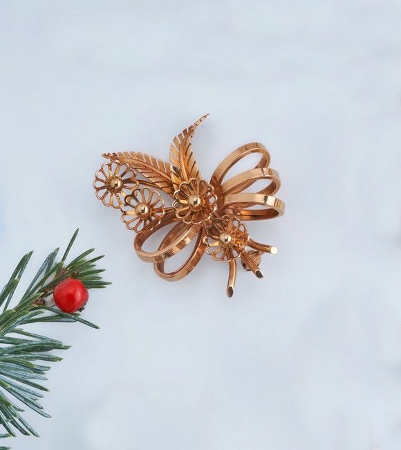 BROCHE BOUQUET DE FLEURS en or jaune (75...