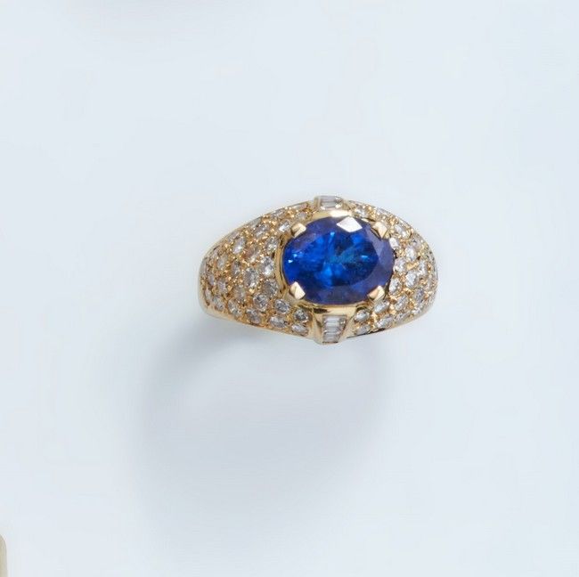 BAGUE en or jaune (750) ornée d'une tanzanite...