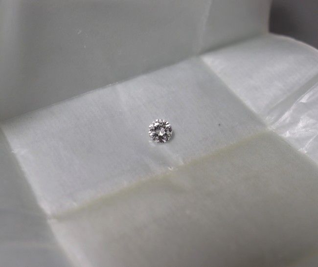 DIAMANT taille moderne sur papier, 1,48 ct...