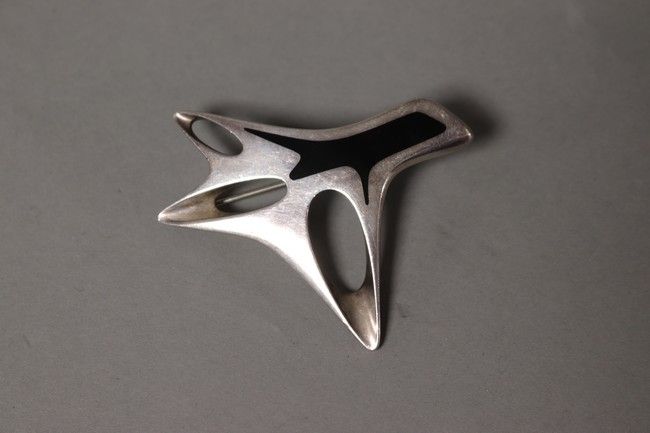 BROCHE ART DECO Georg JENSEN (1866-1935)...