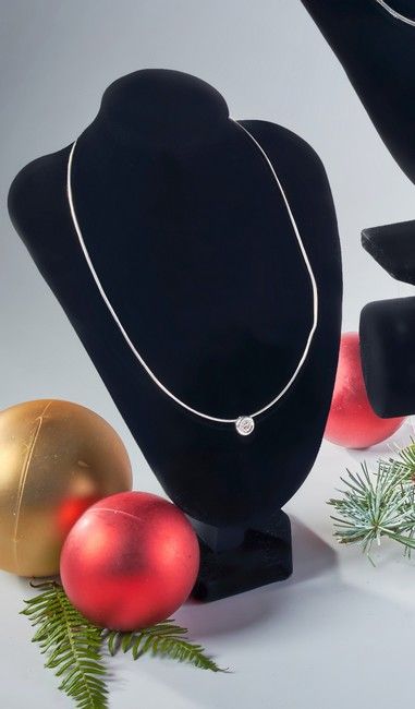 COLLIER CABLE en or gris (750) et son pendentif...