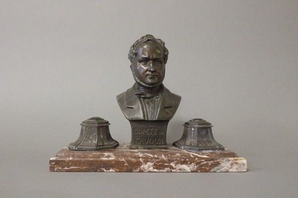 [Comte de CAVOUR]