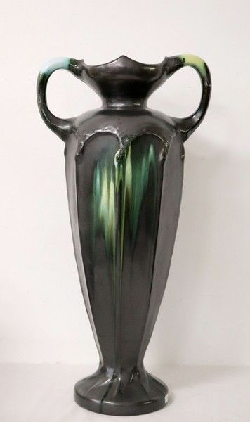 GRAND VASE à deux anses en grès émaillé à...