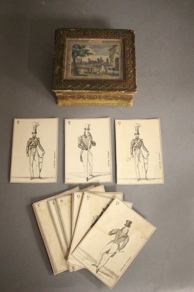 BOÎTE rectangulaire en papier gaufré, le...