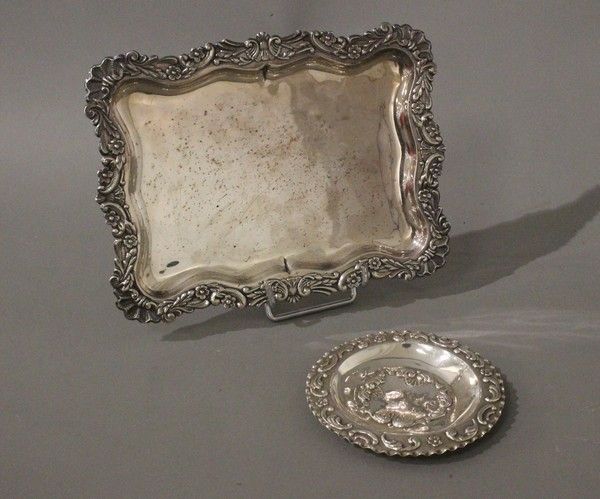 PETIT PLATEAU rectangulaire et COUPELLE en...
