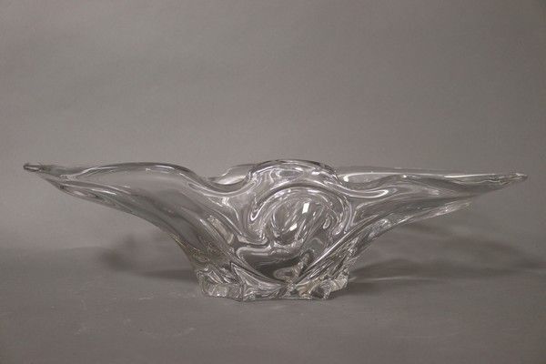 GRANDE COUPE de forme oblongue en cristal...