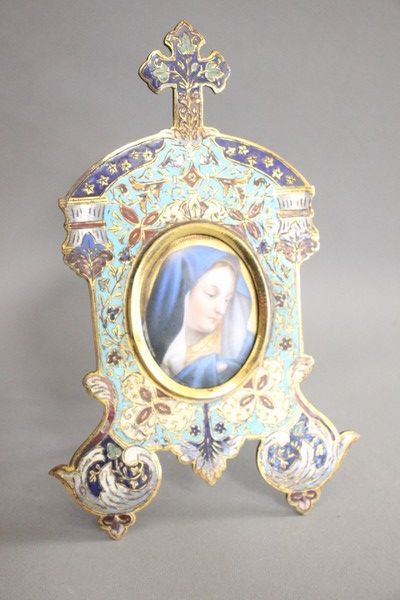 MINIATURE ovale sur porcelaine émaillée représentant...
