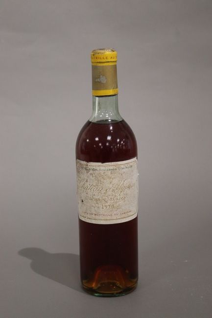 1 Blle CH. D'YQUEM 1er Cru sup Sauternes...