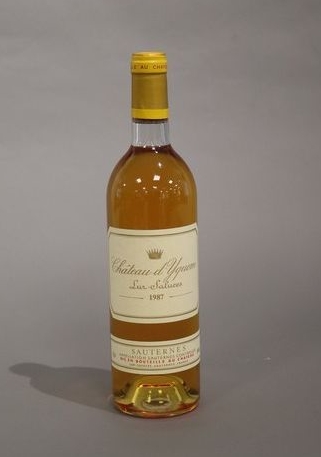 1 Blle CH. D'YQUEM 1er Cru Sup Sauternes...