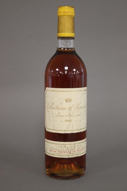 1 Blle CH. D'YQUEM 1er Cru Sup Sauternes...