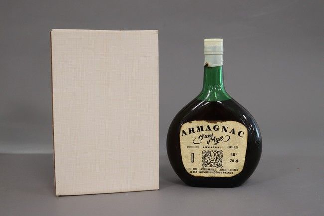 1 Basquaise Armagnac 15 ans d'âge mise Cave...