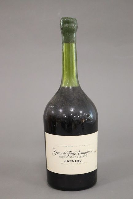 1 Mag Grande Fine Champagne Très Vieille...