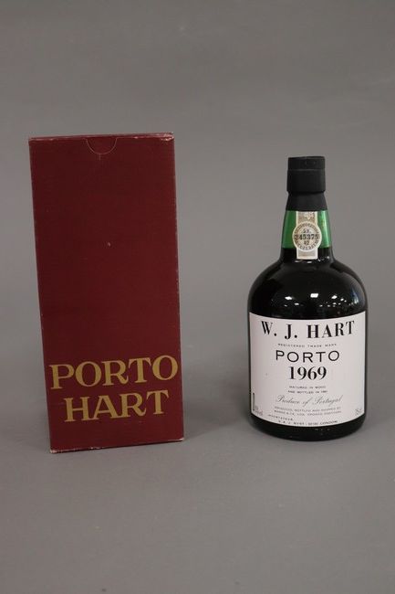 1 Blle Porto W.J. HART 1969, 75 cl - 20°...