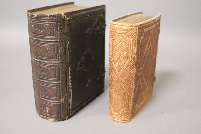2 ALBUMS DE PHOTOGRAPHIES format carte de...