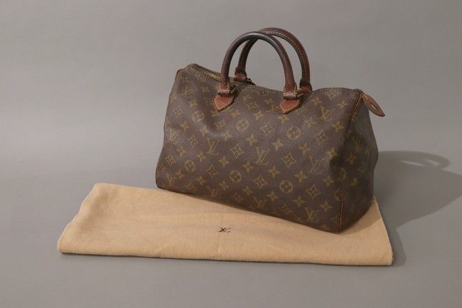 LOUIS VUITTON,