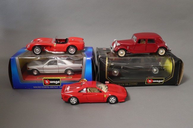 BURAGO - 1/24e