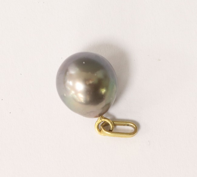 PENDENTIF perle de Tahiti grise et or jaune...