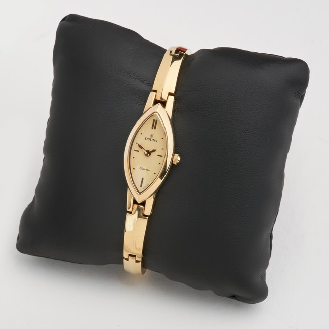 FESTINA