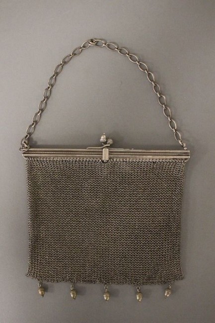 SAC DE DAME en argent (950) à mailles, le...