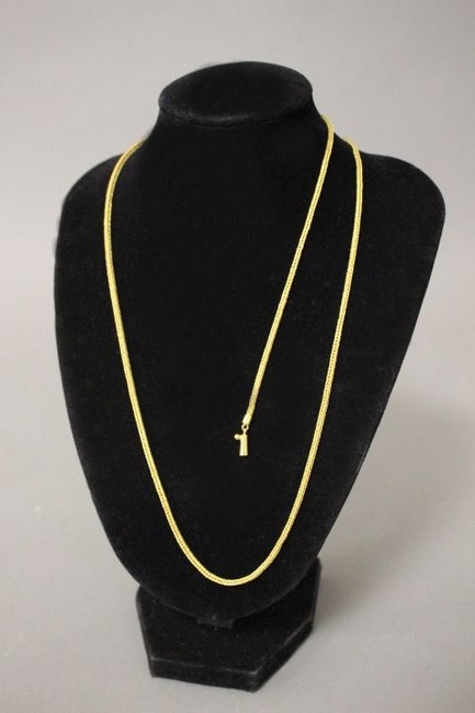 LONG COLLIER en or jaune (750) à mailles...