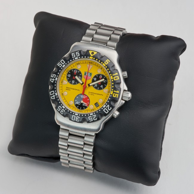 TAG HEUER