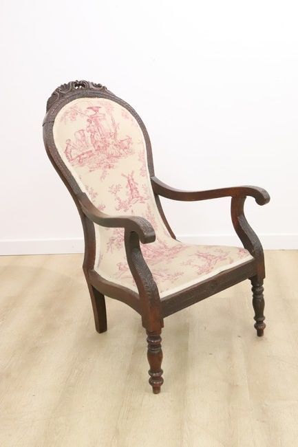 FAUTEUIL D'ENFANT en bois naturel mouluré...