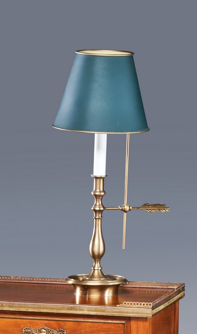 LAMPE BOUILLOTTE en bronze doré, à fût en...