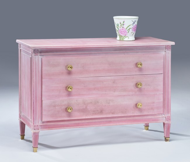 COMMODE rectangulaire en bois cérusé rose,...