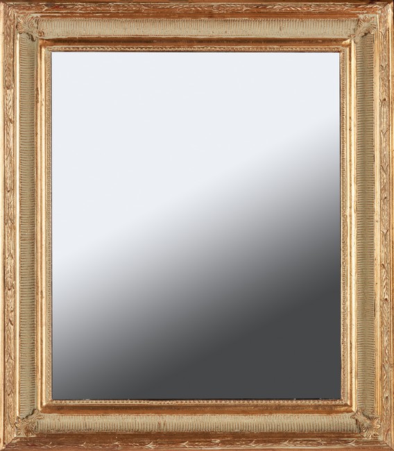 MIROIR rectangulaire en bois sculpté et doré...