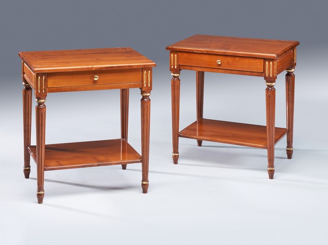PAIRE DE TABLES DE CHEVET rectangulaires...