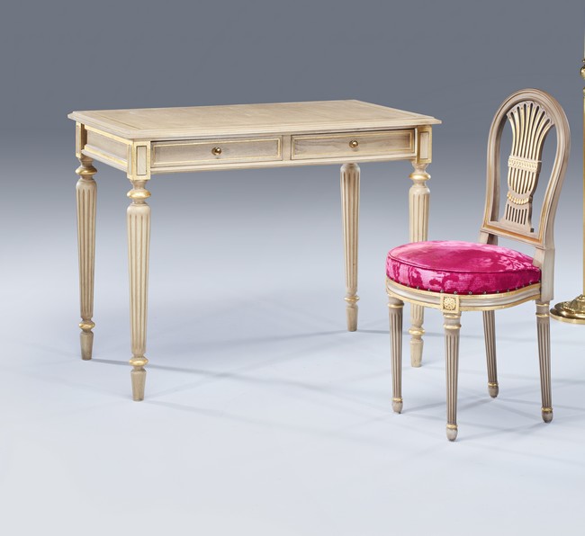 PETIT BUREAU rectangulaire de dame en bois...