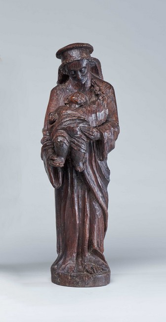 VIÈRGE A L'ENFANT en chêne sculpté en ro...