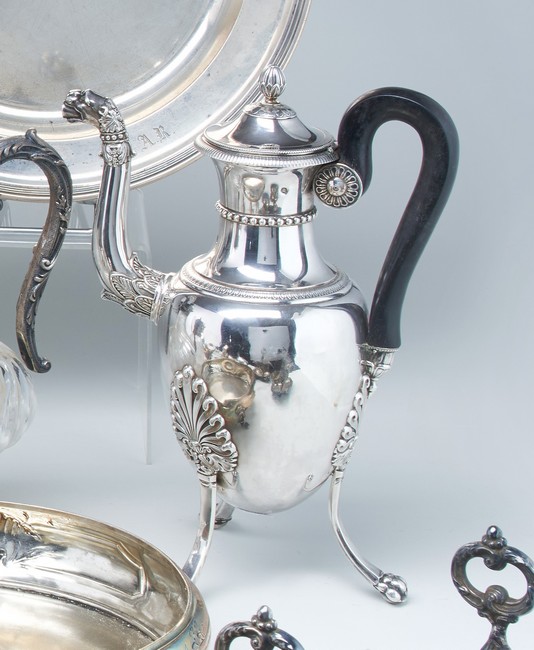 VERSEUSE de forme balustre en argent (950)...