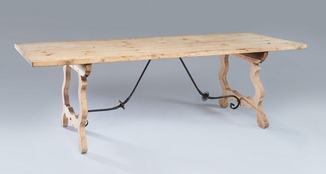 GRANDE TABLE DE COMMUNAUTE ou DE MONASTERE...