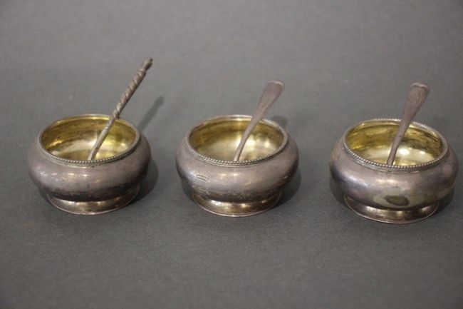 TROIS PETITS SALERONS en argent (84 zolotnik...