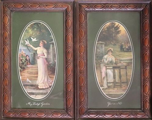 DEUX REPRODUCTIONS en couleurs à vues ovales...